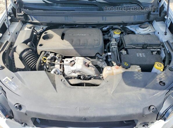 1C4PJMDN7KD133732 2019 JEEP CHEROKEE White Вид підкапотного простору