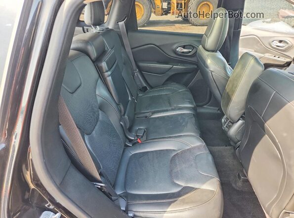 1C4PJMDS1GW109430 2016 JEEP CHEROKEE Black Вид задньої частини салону