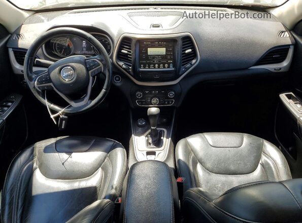 1C4PJMDS3HW544631 2017 JEEP CHEROKEE White Вид панелі приладів