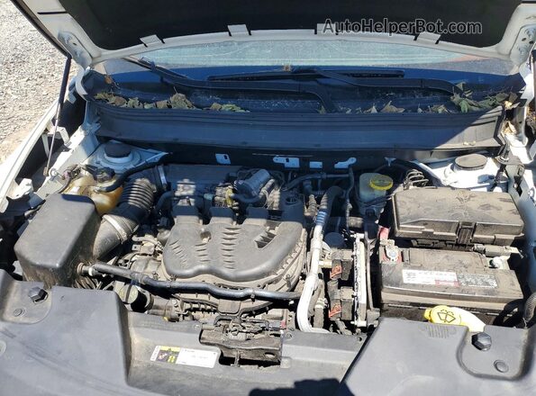 1C4PJMDS3HW544631 2017 JEEP CHEROKEE White Вид підкапотного простору