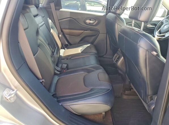 1C4PJMDS6GW235847 2016 JEEP CHEROKEE Silver უკანა სავარძლების ხედი