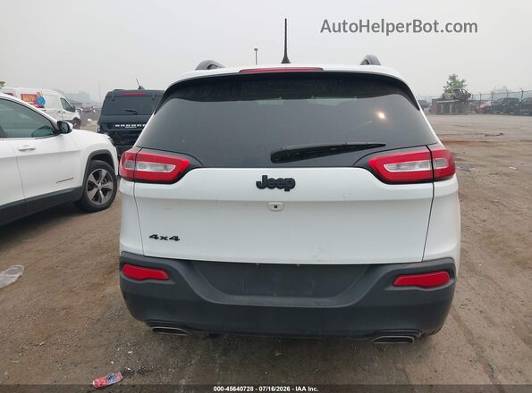 1C4PJMDS6HW655156 2017 JEEP CHEROKEE White 