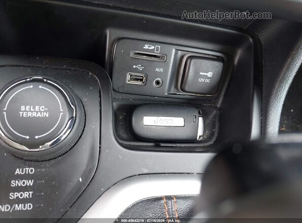 1C4PJMDS7GW142139 2016 JEEP CHEROKEE Black წინა პანელის ხედი