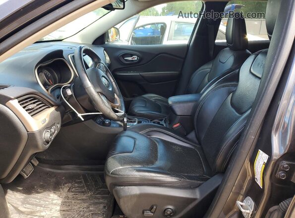 1C4PJMDS8HW558590 2017 JEEP CHEROKEE Gray Front interior view