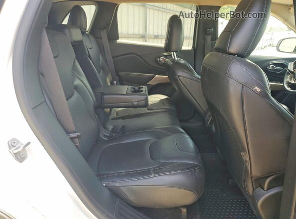 1C4PJMDSXHW637842 2017 JEEP CHEROKEE White Սալոնի հետևի տեսք