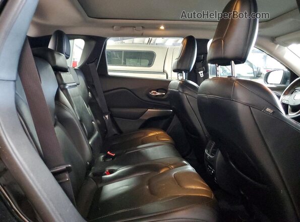 1C4PJMDX2KD140153 2019 JEEP CHEROKEE Black Widok wnętrza z tyłu