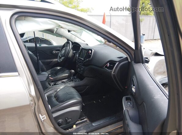 1C4PJMDX2KD178076 2019 JEEP CHEROKEE Pewter Widok wnętrza z przodu