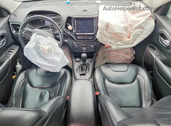 1C4PJMDX2KD423295 2019 JEEP CHEROKEE Серебряный Вид панели приборов