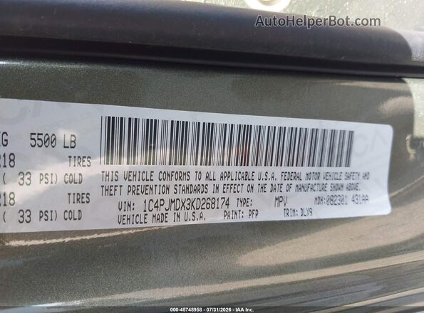 1C4PJMDX3KD268174 2019 JEEP CHEROKEE Green Engine compartment view