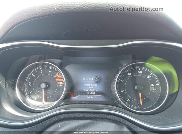 1C4PJMDX5KD102352 2019 JEEP CHEROKEE Red Widok tylnych siedzeń