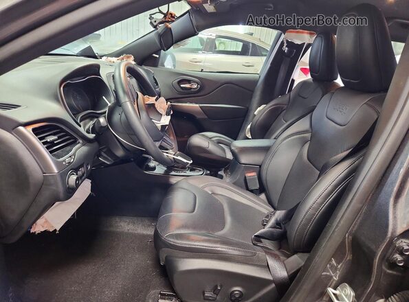 1C4PJMDX5KD414607 2019 JEEP CHEROKEE Gray Вид салону спереду