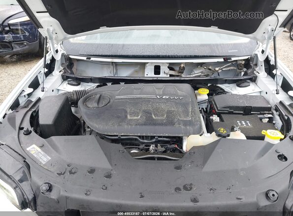 1C4PJMDX5ND554533 2022 JEEP CHEROKEE White Вид ззаду