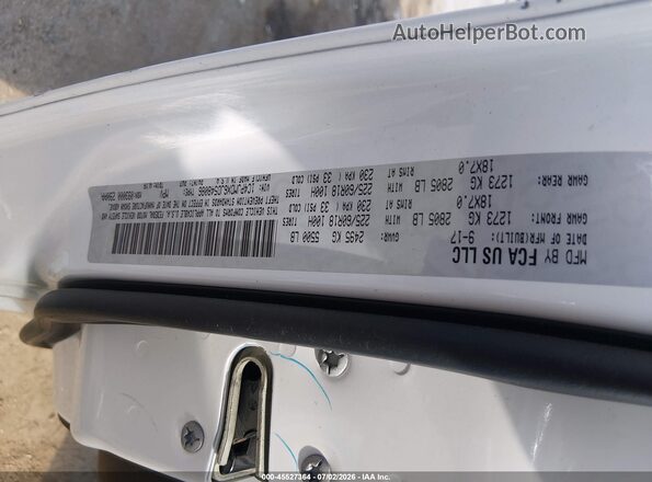 1C4PJMDX6JD548086 2018 JEEP CHEROKEE White Vista del compartimento del motor