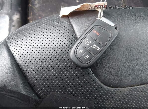 1C4PJMDX6KD118480 2019 JEEP CHEROKEE Gray Widok deski rozdzielczej