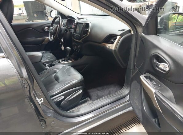 1C4PJMDX8JD607218 2018 JEEP CHEROKEE Серый Вид салона спереди