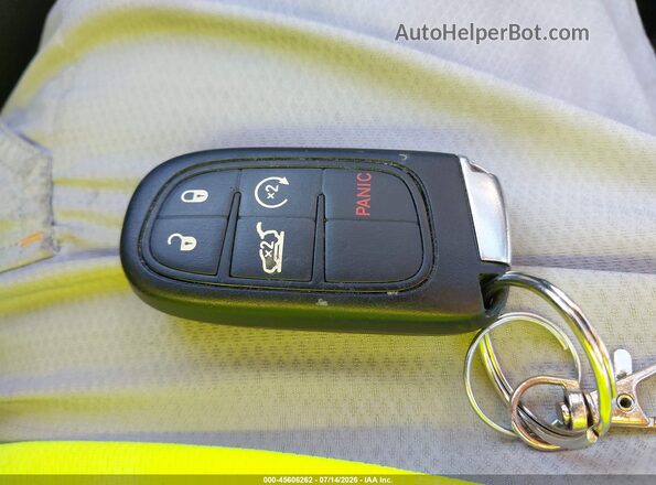 1C4PJMDX9JD525580 2018 JEEP CHEROKEE Черный Вид панели приборов