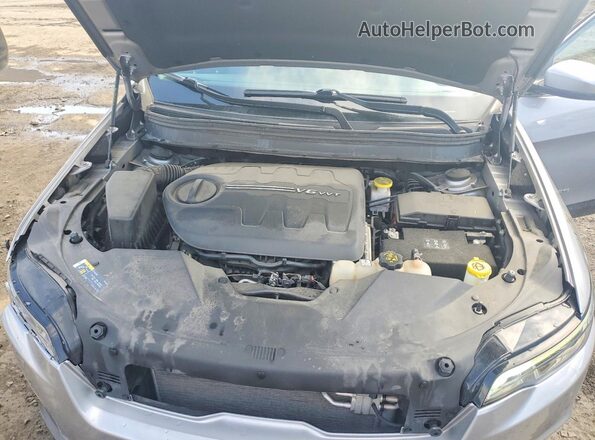 1C4PJMDXXLD562771 2020 JEEP CHEROKEE Silver Շարժիչի բաժամունքի տեսք