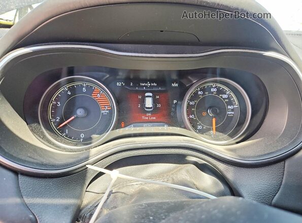 1C4PJMJNXKD174117 2019 JEEP CHEROKEE Black Instrument cluster view