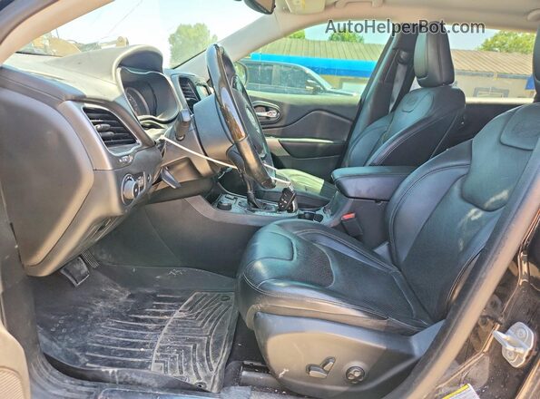 1C4PJMJNXKD174117 2019 JEEP CHEROKEE Black Front interior view