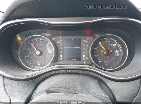 1C4PJMLB1KD136195 2019 JEEP CHEROKEE Черный Вид задних сидений