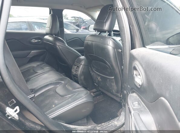 1C4PJMLB1KD136195 2019 JEEP CHEROKEE Черный Вид наклейки с VIN-кодом