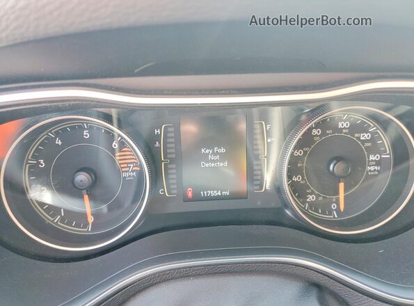 1C4PJMLB2LD551284 2020 JEEP CHEROKEE Black ხელსაწყოთა პანელის ხედი