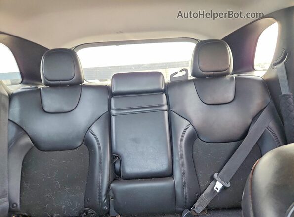 1C4PJMLB3KD400694 2019 JEEP CHEROKEE Черный Вид задних сидений