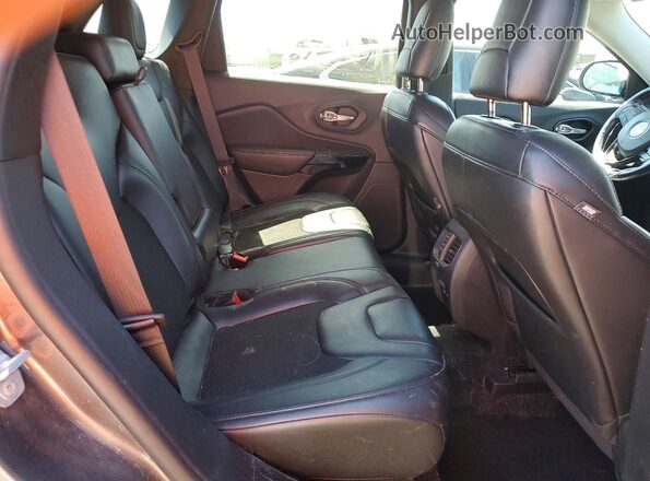1C4PJMLB5LD584344 2020 JEEP CHEROKEE Gray უკანა სალონის ხედი
