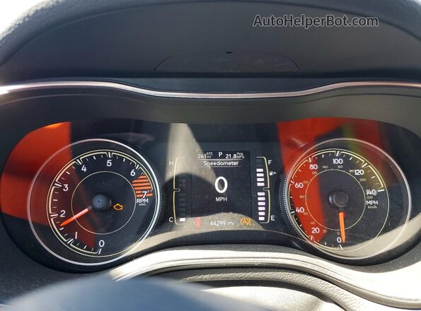 1C4PJMLB5LD584344 2020 JEEP CHEROKEE Gray ხელსაწყოთა პანელის ხედი