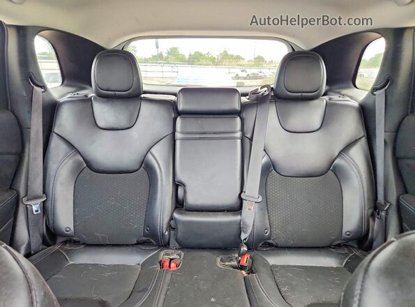 1C4PJMLB6KD399055 2019 JEEP CHEROKEE Black Вид задніх сидінь