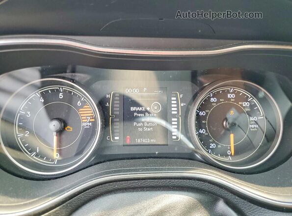 1C4PJMLB6LD509989 2020 JEEP CHEROKEE Black Widok zestawu wskaźników