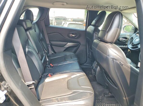 1C4PJMLB6LD509989 2020 JEEP CHEROKEE Black Widok wnętrza z tyłu