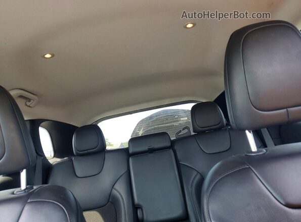 1C4PJMLB7KD412783 2019 JEEP CHEROKEE Черный Вид задних сидений