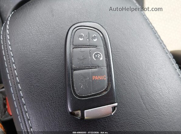 1C4PJMLB7LD537350 2020 JEEP CHEROKEE Black Առջևի վահանակի տեսք