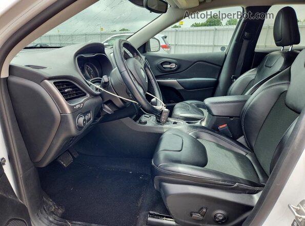 1C4PJMLB7MD190586 2021 JEEP CHEROKEE White Вид салону спереду