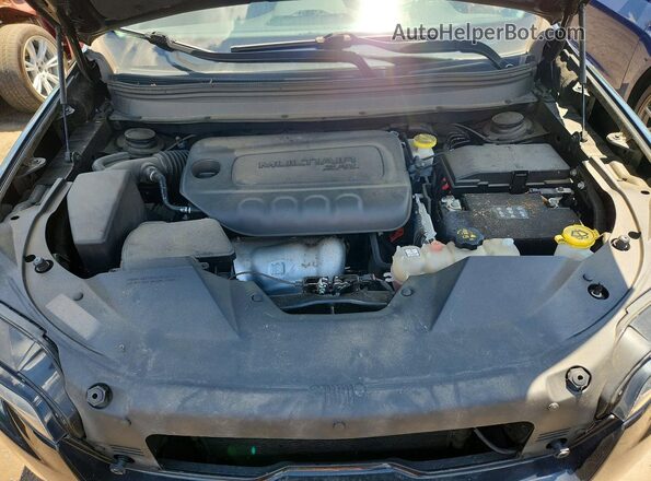 1C4PJMLB8KD355137 2019 JEEP CHEROKEE Черный Вид задней части салона
