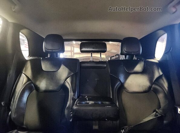1C4PJMLB8LD651972 2020 JEEP CHEROKEE Gray Rear seats view