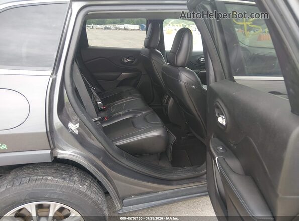 1C4PJMLB8MD117999 2021 JEEP CHEROKEE Gray VIN კოდის სტიკერის ხედი