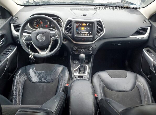 1C4PJMLB9JD607556 2018 JEEP CHEROKEE Gray Dashboard view