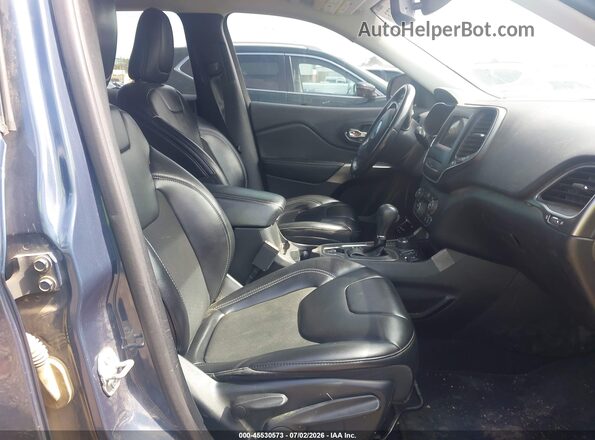 1C4PJMLB9KD455361 2019 JEEP CHEROKEE Blue Вид салону спереду