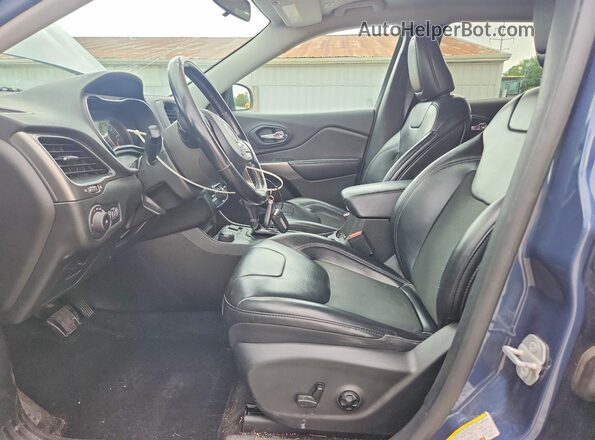 1C4PJMLB9KD478719 2019 JEEP CHEROKEE Blue Vista interior delantera