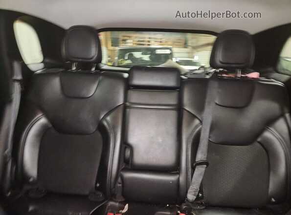 1C4PJMLBXKD124403 2019 JEEP CHEROKEE Gray Widok tylnych siedzeń