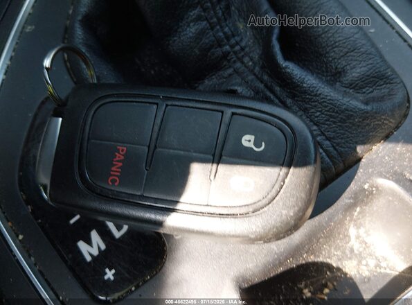 1C4PJMLBXKD181636 2019 JEEP CHEROKEE Maroon წინა პანელის ხედი
