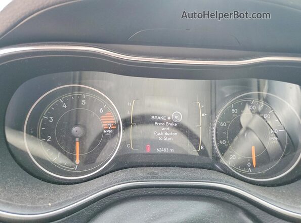 1C4PJMLBXLD540856 2020 JEEP CHEROKEE Black Widok zestawu wskaźników