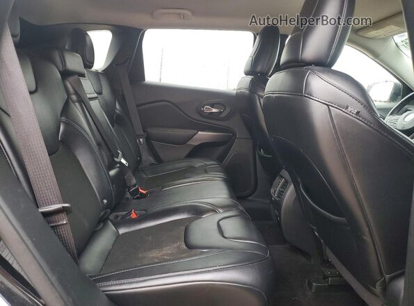 1C4PJMLN5KD167346 2019 JEEP CHEROKEE Black უკანა სალონის ხედი
