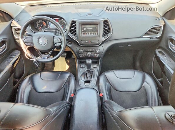 1C4PJMLN6KD470796 2019 JEEP CHEROKEE Red Առջևի վահանակի տեսք
