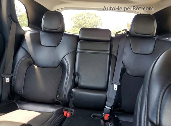 1C4PJMLN7KD245397 2019 JEEP CHEROKEE Gray Widok tylnych siedzeń