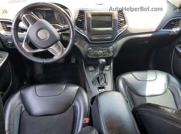 1C4PJMLN7KD245397 2019 JEEP CHEROKEE Gray Widok deski rozdzielczej