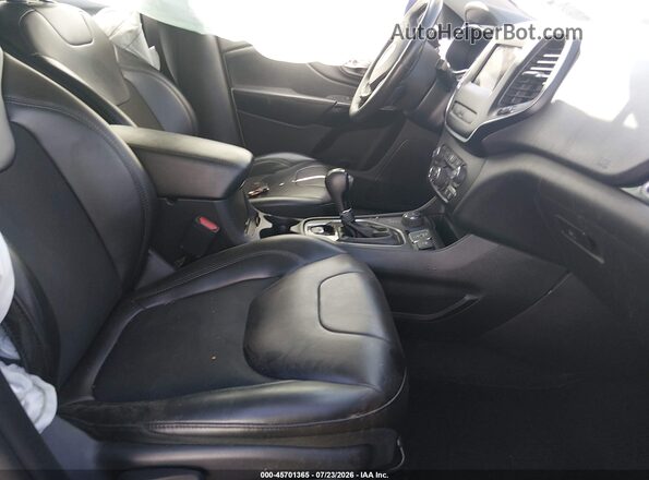 1C4PJMLN7KD292249 2019 JEEP CHEROKEE White Vista interior delantera