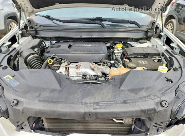 1C4PJMLN9KD355108 2019 JEEP CHEROKEE Белый Вид подкапотного пространства